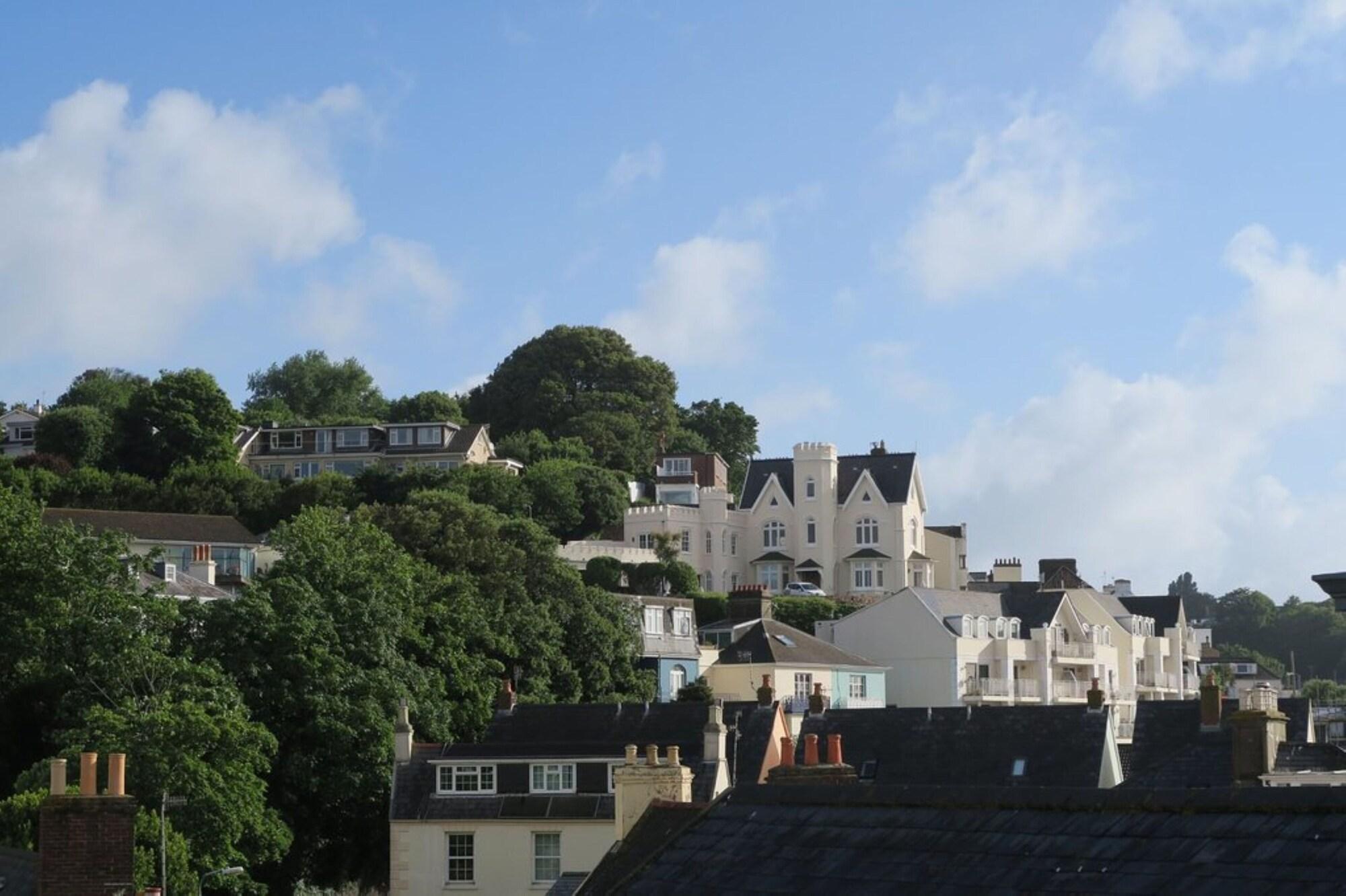 Sarum Apart-Hotel Saint Helier Exterior photo